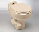 500+ traveler toilet 510+, 511+